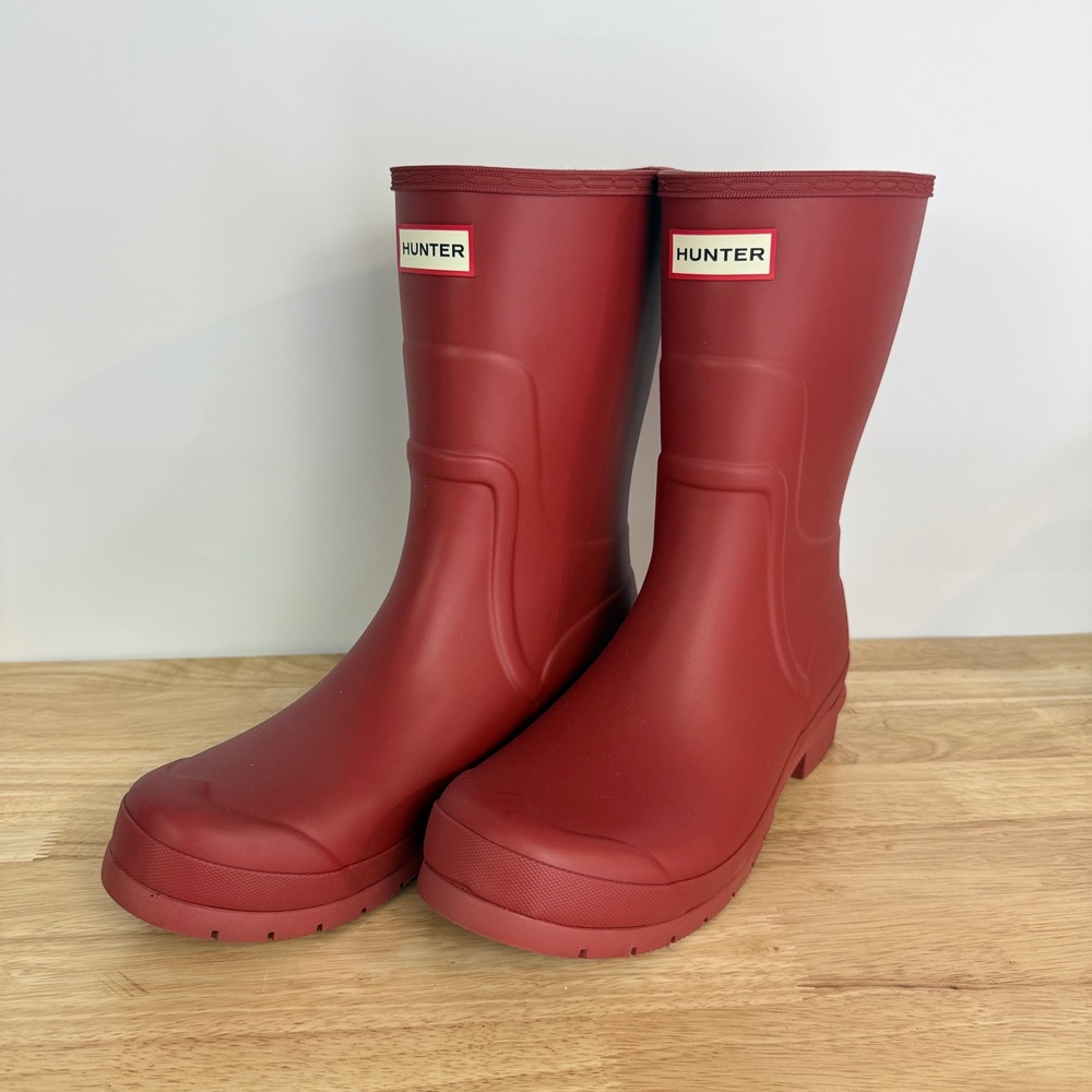 Hunter Rain Boots Mens 10 Red HWLIBERTY Original Short Matte Waterproof Boots